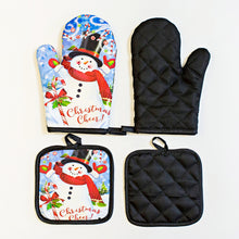 Cargar imagen en el visor de la galería, 2 Pcs/set Baking  Anti-hot  Gloves  Pad  Set Merry Christmas Pattern Oven Dining Bbq Kitchen Mat Snowman in christmas hat
