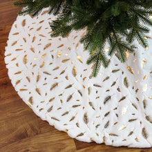 Cargar imagen en el visor de la galería, Christmas  Tree  Skirt Gold Silver Feather Christmas Tree Decoration White Plush Christmas Party Ornaments Golden feather 90cm
