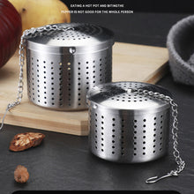 Carica l&#39;immagine nel visualizzatore di Gallery, 304 Stainless Steel Seasoning  Barrel Bucket Effectively Tea Leaking Hot Pot Home Tea Strainers Small 4*6cm
