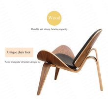 Carica l&#39;immagine nel visualizzatore di Gallery, High Quality Solid Wood Three-Legged Shell Chair Ash Plywood Black Faux Leather Living Room Furniture  Modern Leisure Chair
